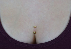Tattoostudio Hamburg , Hakuna Ma Tattoo , Tattoos , Sternum (Brustbein) Piercing
