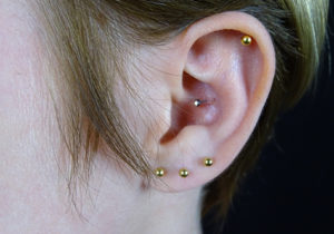 Tattoostudio Hamburg , Hakuna Ma Tattoo , Tattoos , Ohrknorpel (Tragus, Helix etc.) Piercing