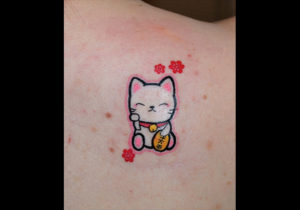 Tattoostudio Hamburg , Hakuna Ma Tattoo , Tattoos , Tattoo Winkekatze