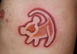 Tattoostudio Hamburg , Hakuna Ma Tattoo , Tattoos , Tattoo Simba Geburt