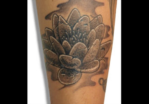 Tattoostudio Hamburg , Hakuna Ma Tattoo , Tattoos , Tattoo Wasserrose